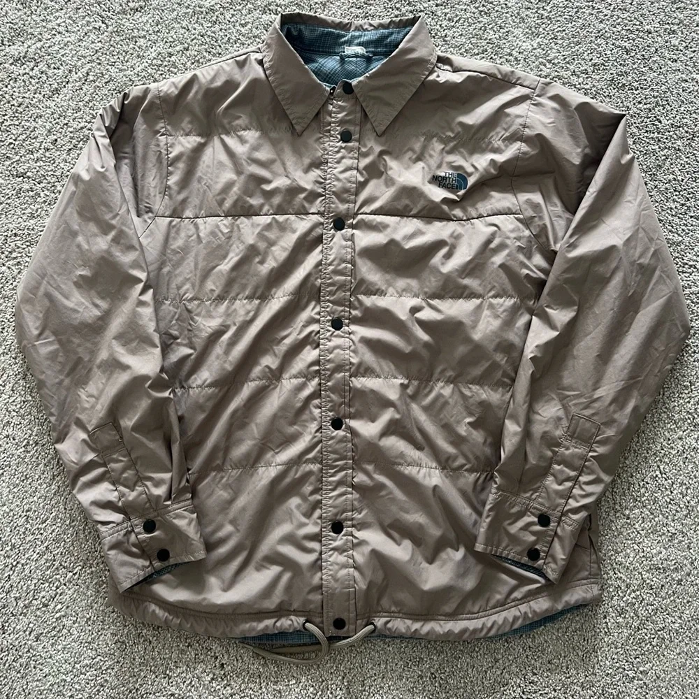 The North Face Men’s Beige Button-Front Lightweight Shirt Jacket